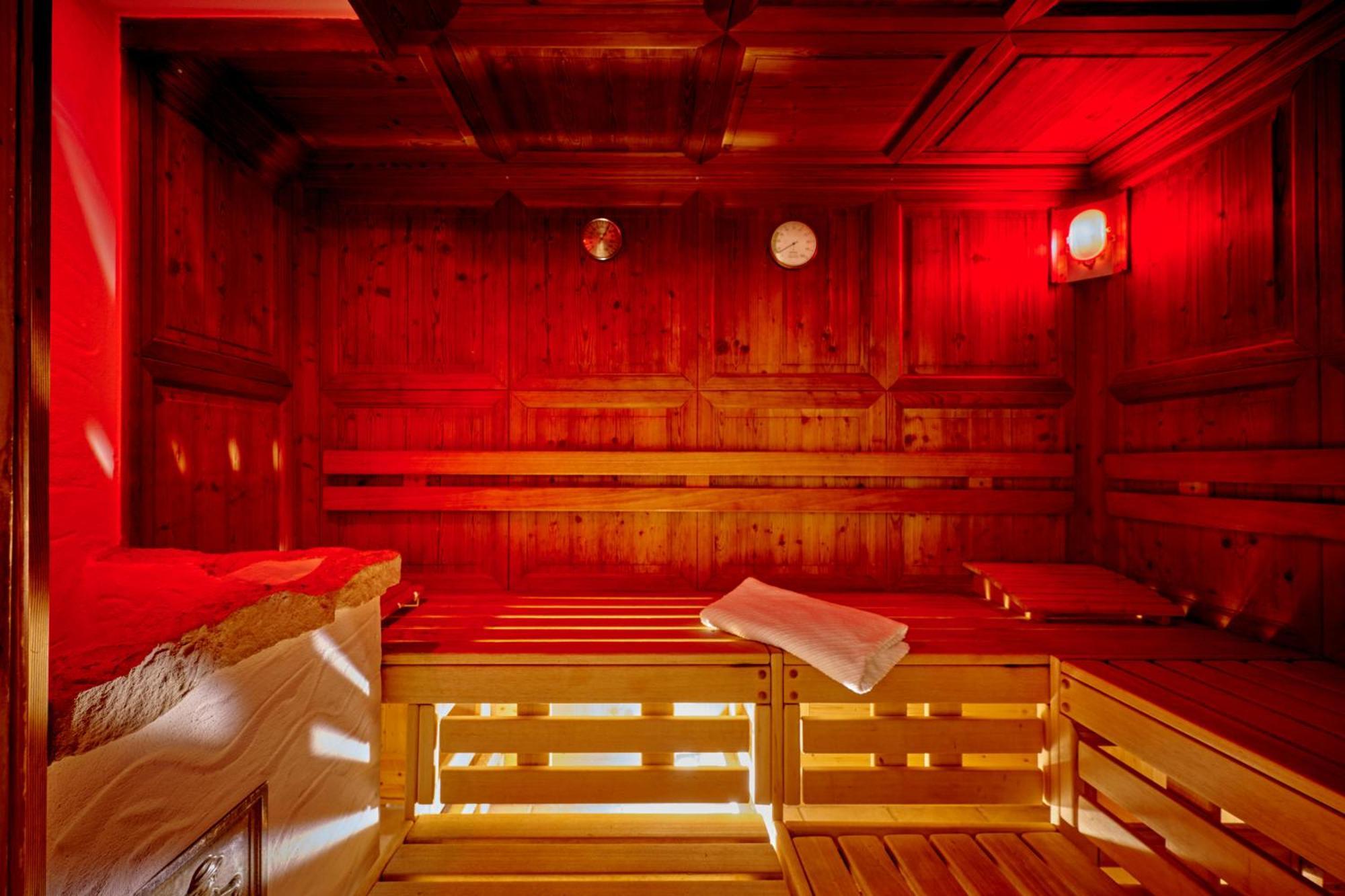 Sternwirt - Wellnesshotel Zwischen Nuernberg Und Amberg 3* Hogen