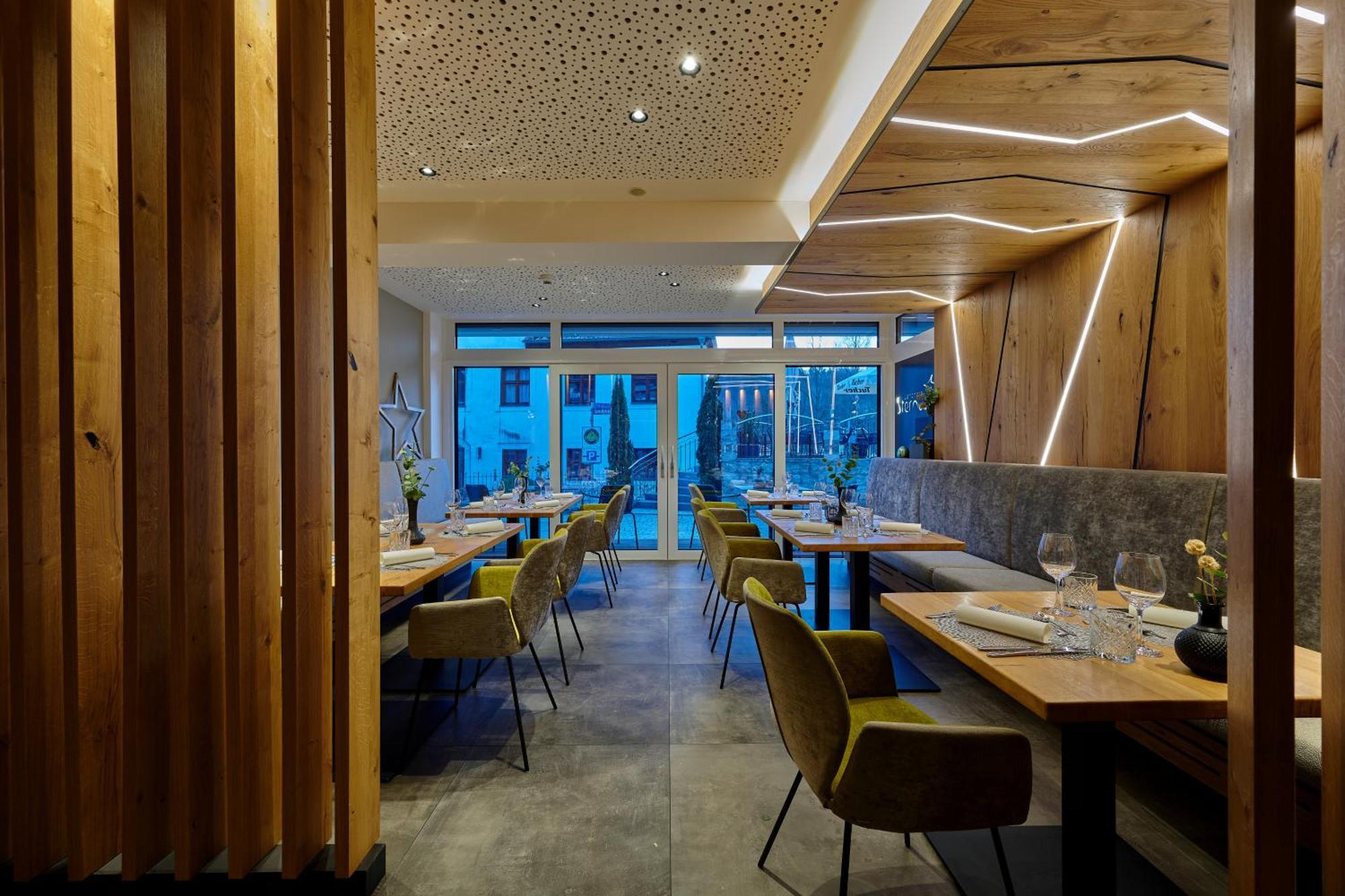 Hotel Sternwirt - Wellnesshotel Zwischen Nuernberg Und Amberg Hogen