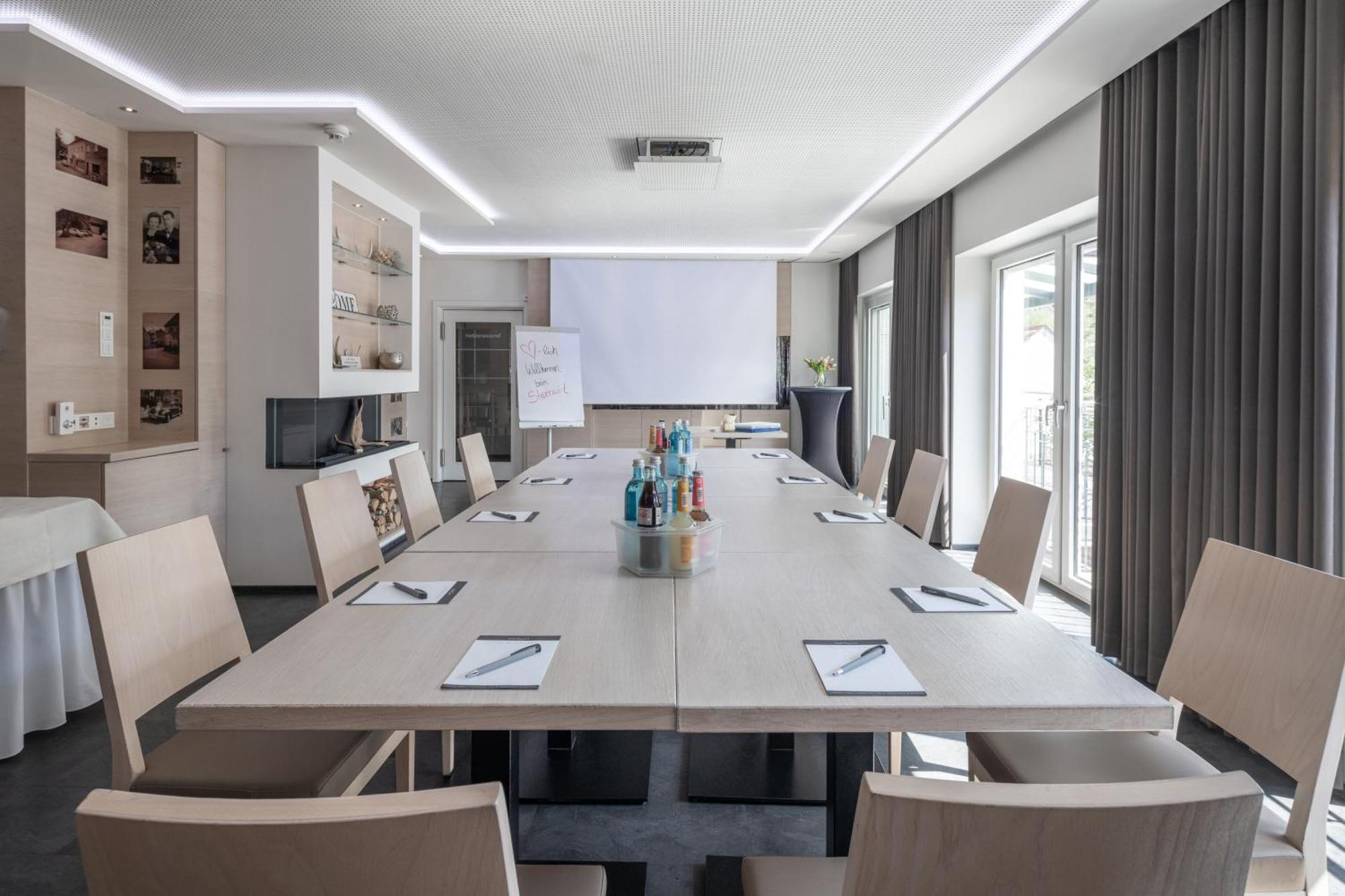 Hotel Sternwirt - Wellnesshotel Zwischen Nuernberg Und Amberg Hogen